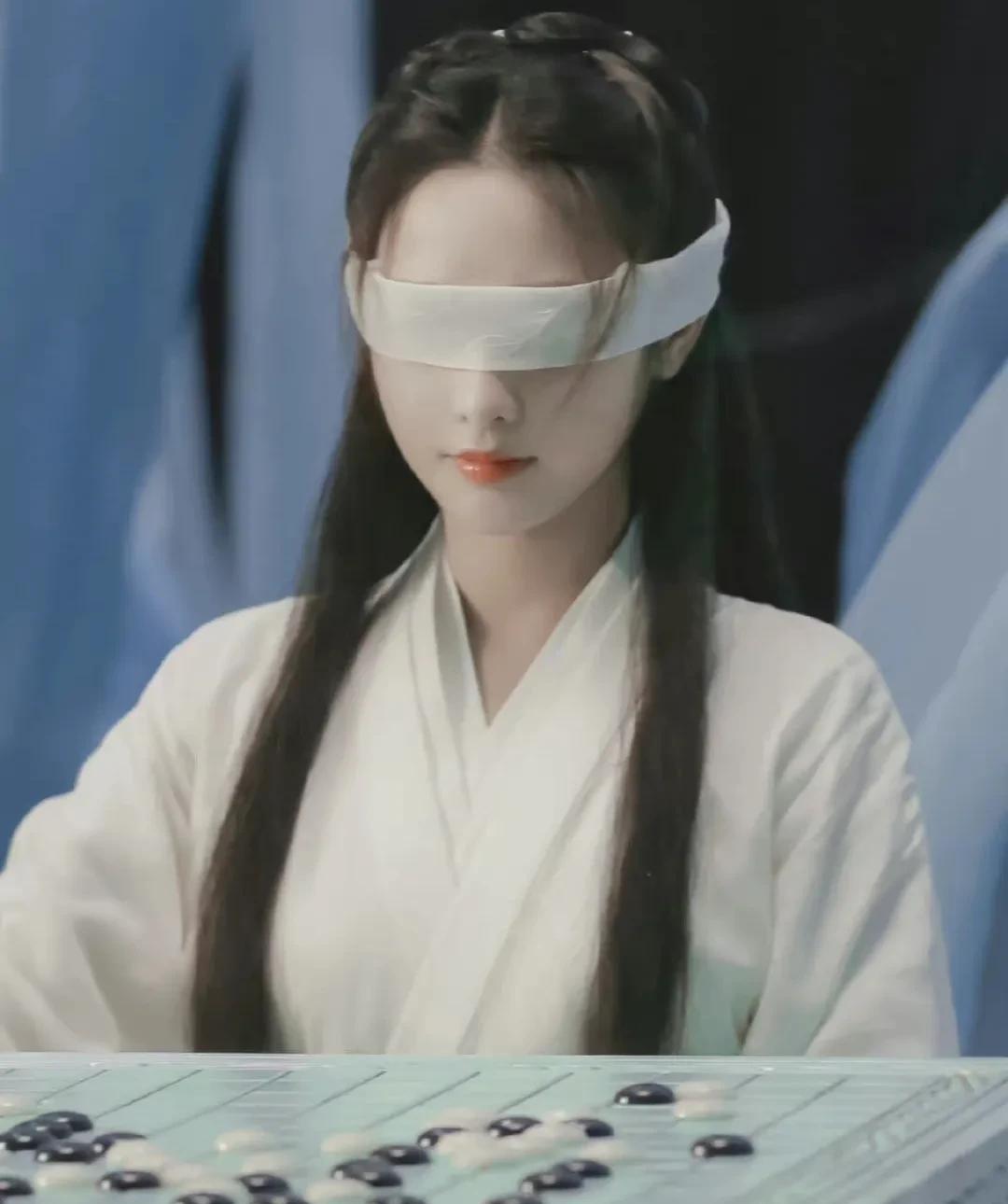 王一博|全明星“蒙眼”造型,王一博成毅仙气飘飘,任嘉伦朱一龙太性感