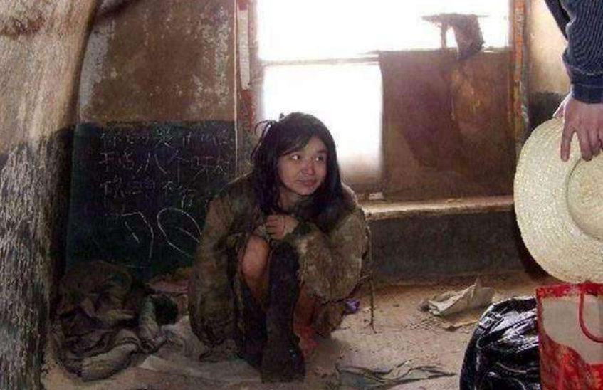 ?2007年武汉女大学生失踪,父母卖房寻人,12年后她在母校弃房现身?