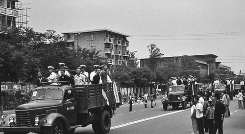 1991年,杭州破获一起仙人跳,意外牵出42具尸体,法医不幸中尸毒