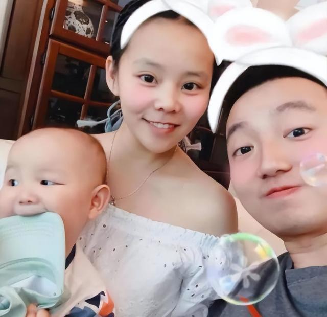 钟丽缇|姐妹情深？妹妹开学，熊磊不舍落泪，哭完就打广告，网友：真可笑