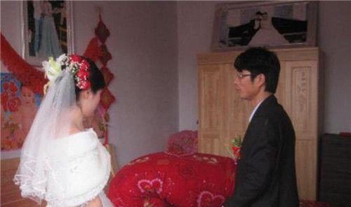 儿子失踪19年,父母以为外出打工,没想到他一直“躺”在自家院中