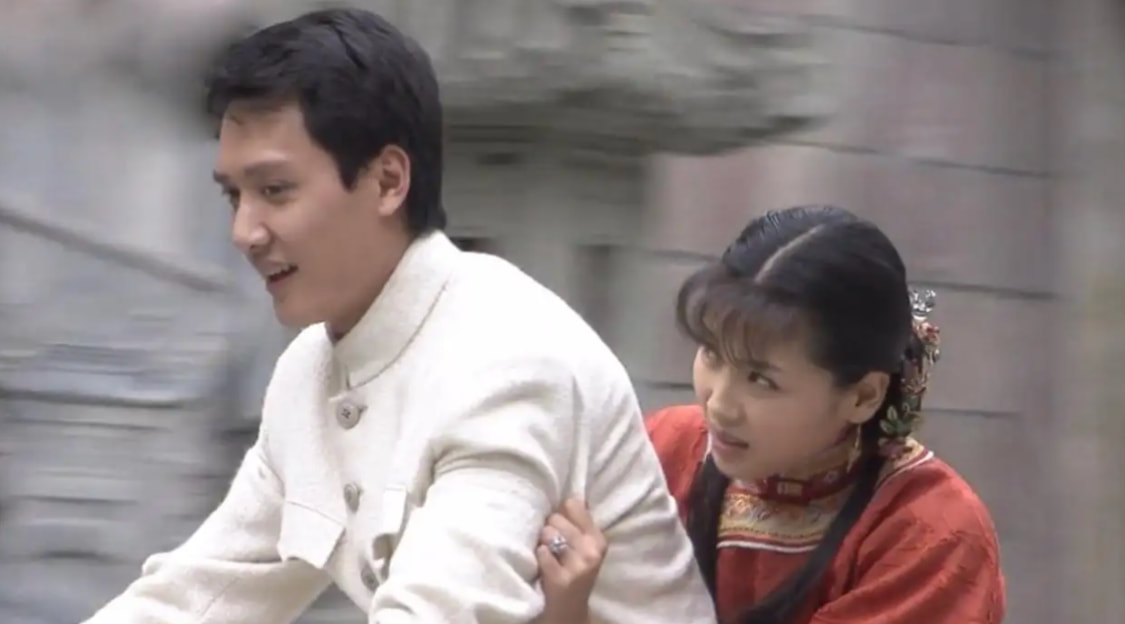 冯绍峰|冯绍峰演技今昔对比,出道时惨不忍睹,离婚后演技炸裂,低估他了