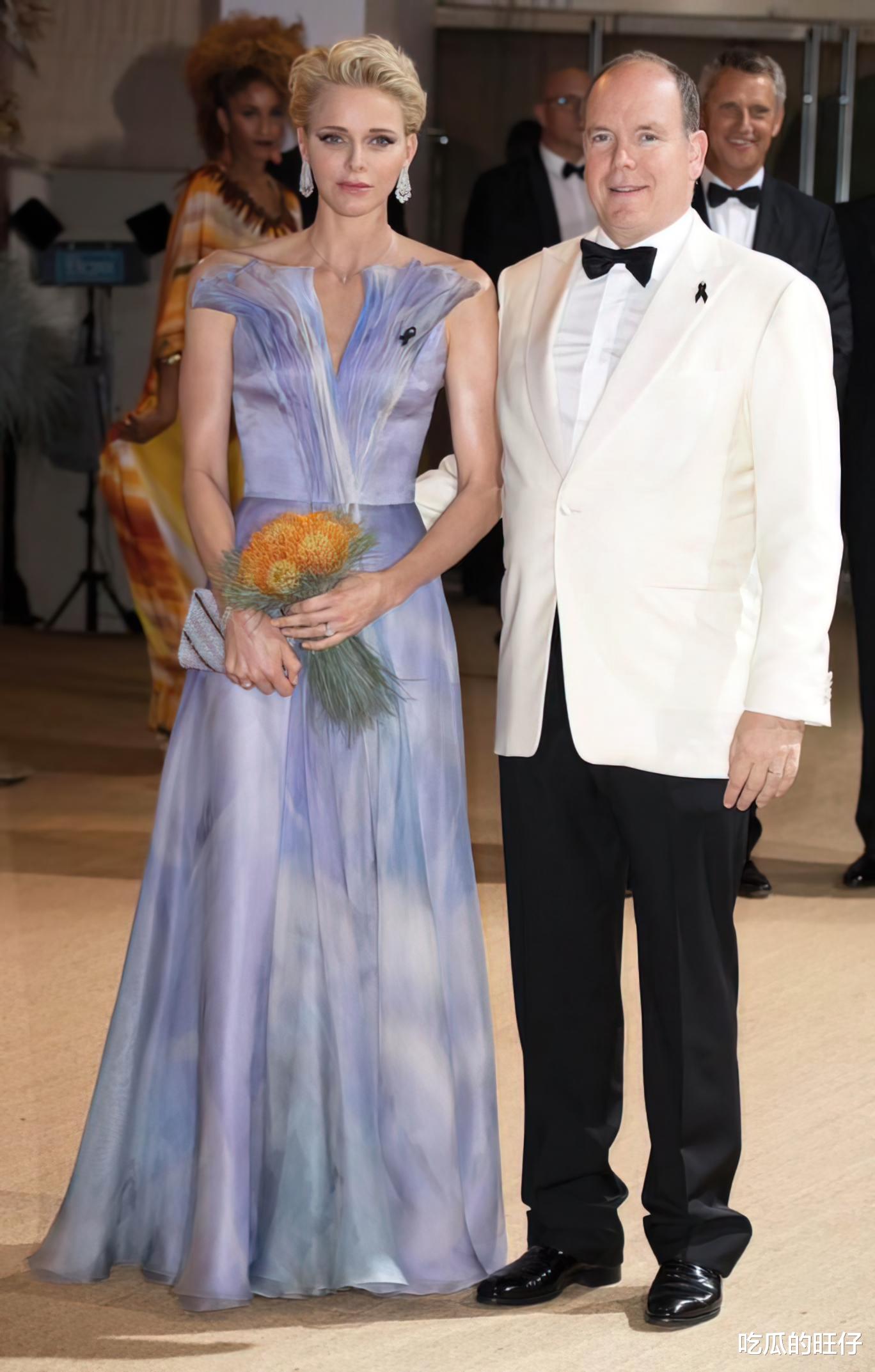 夏琳|夏琳:生下拯救摩纳哥王室的龙凤胎,却被丈夫伤透心,44岁很憔悴