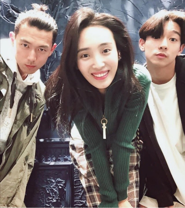 王紫璇|29岁王紫璇恋情被拍,与李鸿其吃日料同宿香闺,曾与名导传爷孙恋