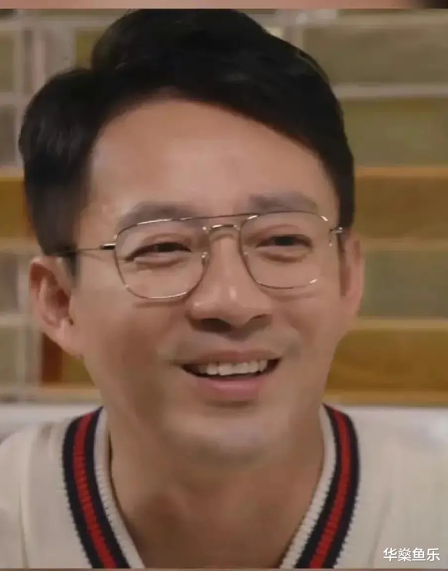 景甜|汪小菲首谈离婚风波？金晨和李斯丹妮？景甜旗袍造型又美出圈？