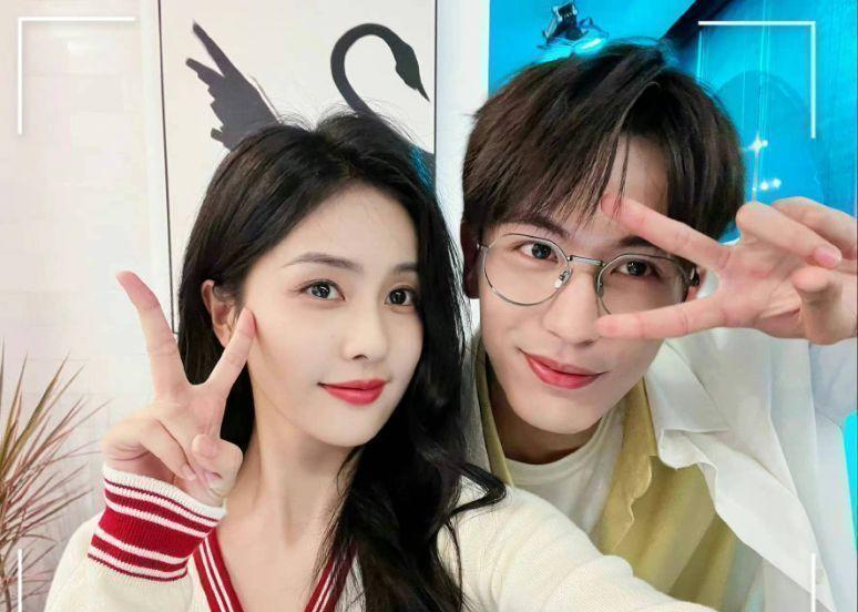 白梦妍|演员白鹿被曝新恋情,多次逗留张凌赫家中,双方疑似因戏生情