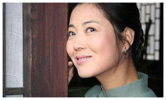 王茜华|“农村一姐”王茜华：风光背后有心酸，二婚嫁导演苦尽甘来