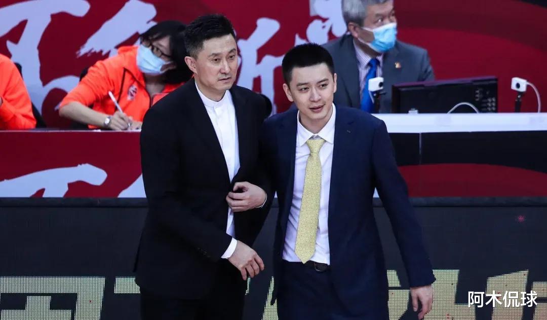 辽宁男篮|辽宁队与广东队的差距有多远，辽宁队根本不是输在没钱，朱荣振有苦难言