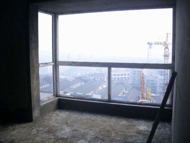 南宁|别被开发商忽悠了,经验丰富的老师傅透露,这样的才是真飘窗!