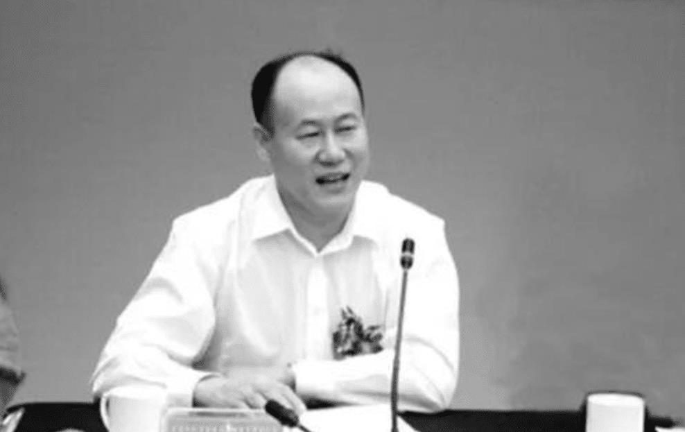 成本仅需2毛钱,骗走200多亿,罪魁祸首被抓,他却至今未公开道歉