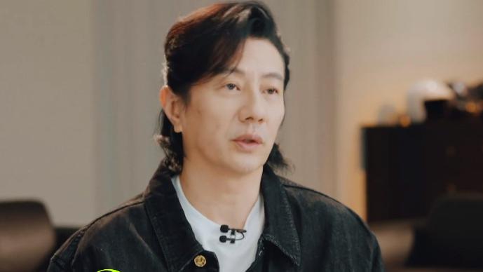 仁科|仁科的“没用”，令郑钧无语，让《我们的滚烫人生》成功封神！