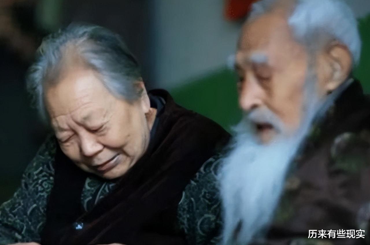 117岁老人杨明运,从光绪23年活到2014年,没有子女却活过3个世纪