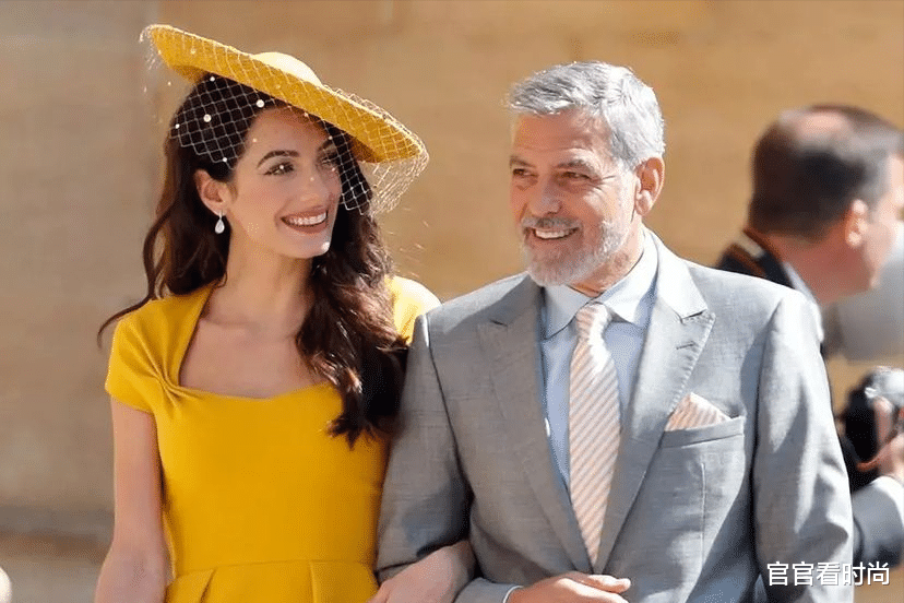 乔治·克鲁尼|比乔治·克鲁尼小17岁的妻子，穿紧身礼服，都说她瘦，却一样美艳