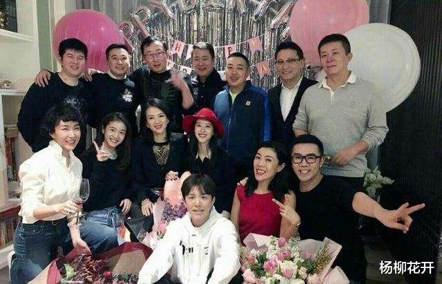 章泽天|刘强东事件3年后，豪掷15亿抱稳央媒，章泽天C位地位稳了