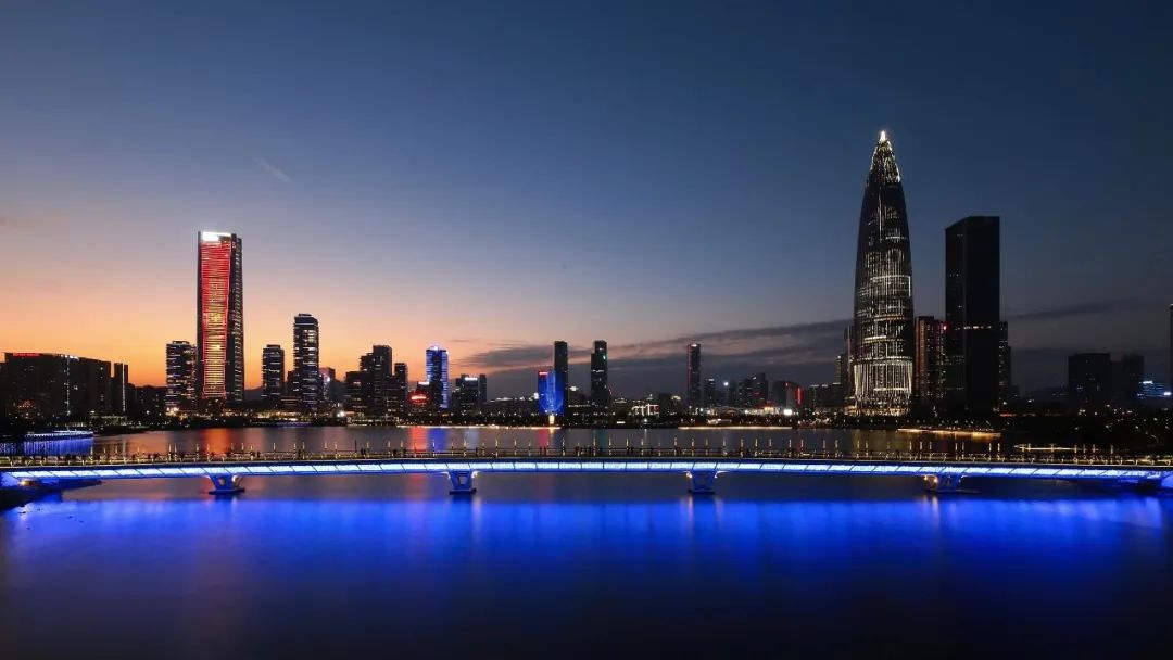 北上广深|广州一公司招聘助理要求陪客户睡觉:为什么越来越多的人逃离北上广深?