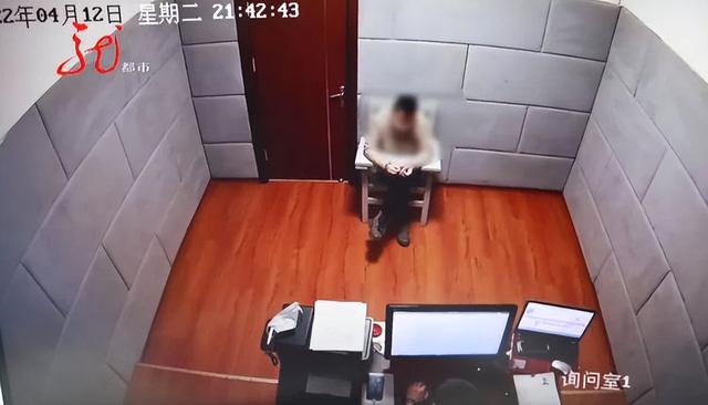 回顾:哈尔滨女孩分手后,在涉黄网站看到自己的视频,果断报警