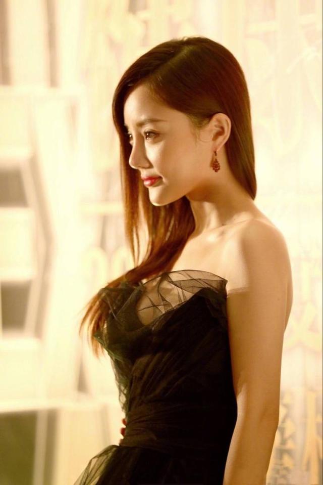 |“上梁不正下梁歪”李小璐悲剧的源头，是她亲妈