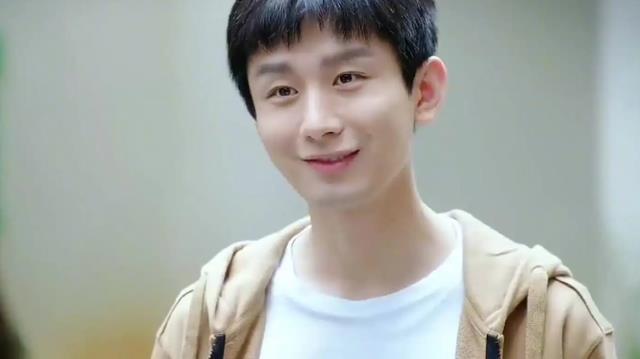 |论植入,谁有《底线》明目张胆,遍地广告却不讨嫌,观众还被种草