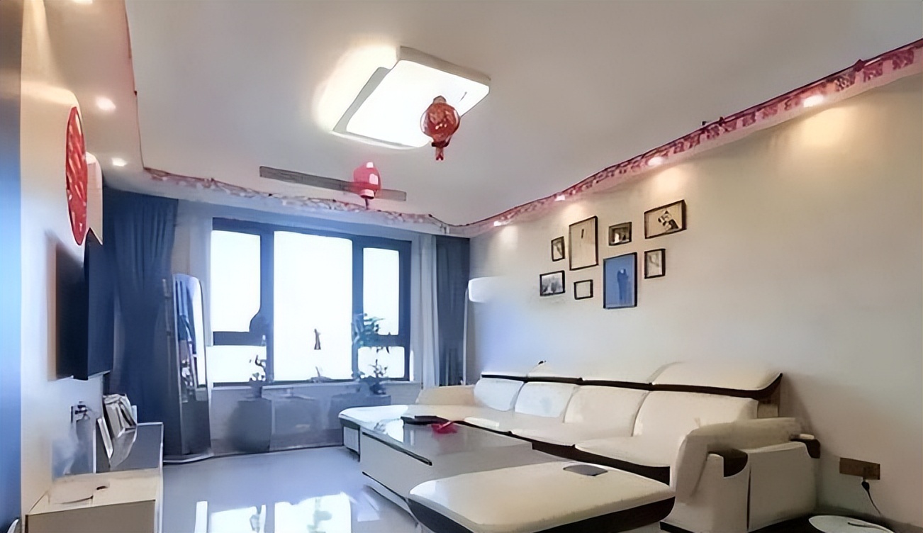 浮出水面|美女局长戴局长, 学历浮出水面, 原来是龙蟠学院, 2014年已停止招生