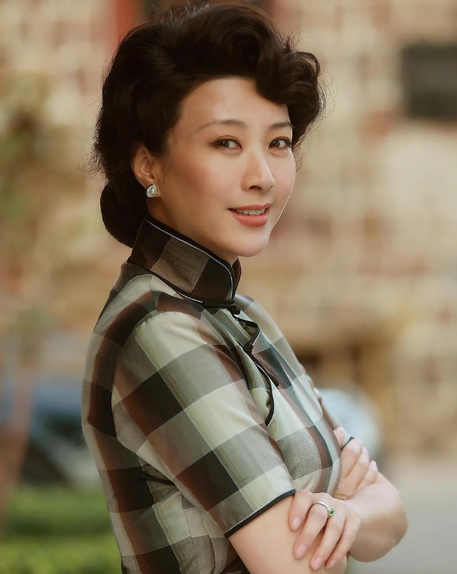 王静|著名演员王静:长得漂亮戏也好,为人低调不张扬,追求平淡生活