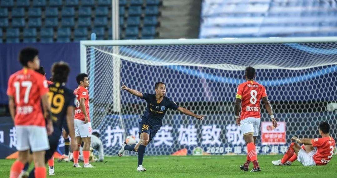 廣州城|下午4點(diǎn)！廣州城有救了，世界200強(qiáng)持股加盟，叫板恒大，組建豪陣