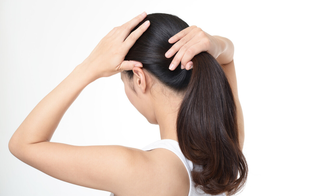 发带 冬季常见的10个伤害头发和身体的习惯，别再做了...