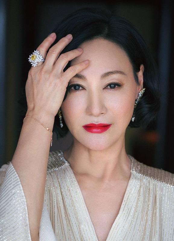 徐静蕾|她们居然至今未婚！美丽的她们不选择结婚，看得出来年过半百吗？