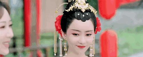 刘萌萌|诺澜扮演者刘萌萌在《爱情公寓》中的近照引发争议!网友:完全不认识啊!