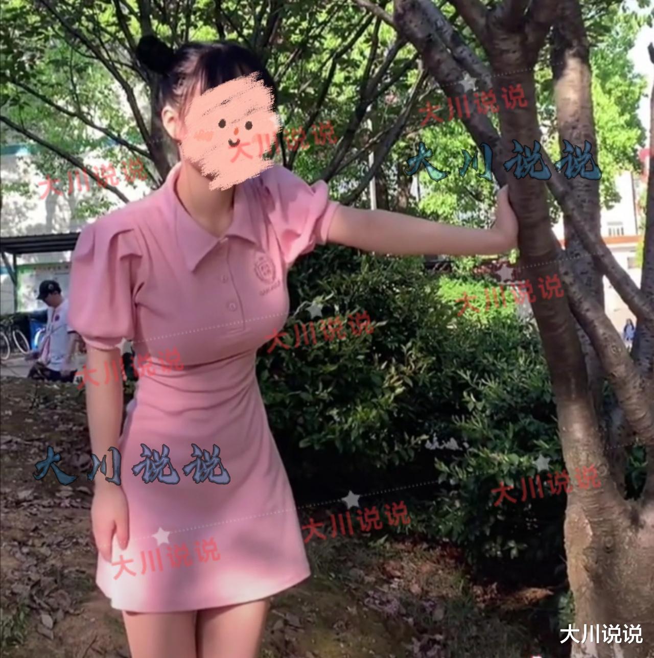 江西一女大学生穿旗袍,娇小身材难掩出众,网友:这不是擦边,只是身材太好!