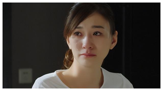 李小冉|李小冉情史:从小就是美人胚子,却为混娱乐圈付出了代价