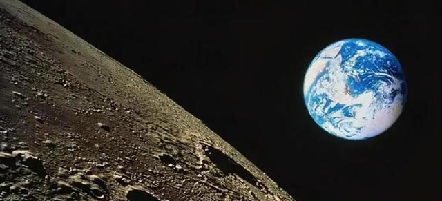 离开地球多远，才可以知道地球是圆的，多远能够看到完整的地球？