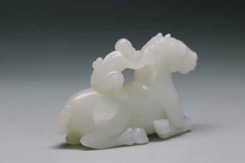 和田玉籽料|舊藏和田玉籽料“马上封侯”.