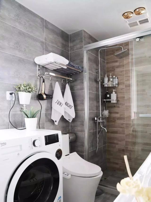 75㎡紧凑两居装修,花3万做全屋定制,小户型收纳也不愁!