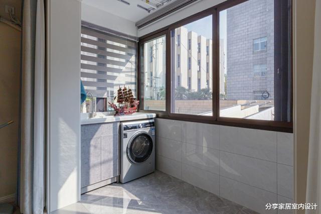 他家68平两居室，简单装修花了16W，不要大白墙太好看了！