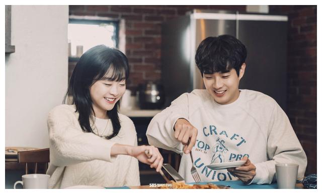 韩剧|超出预期的7部黑马韩剧:《非常律师禹英禑》收视狂飙成救星