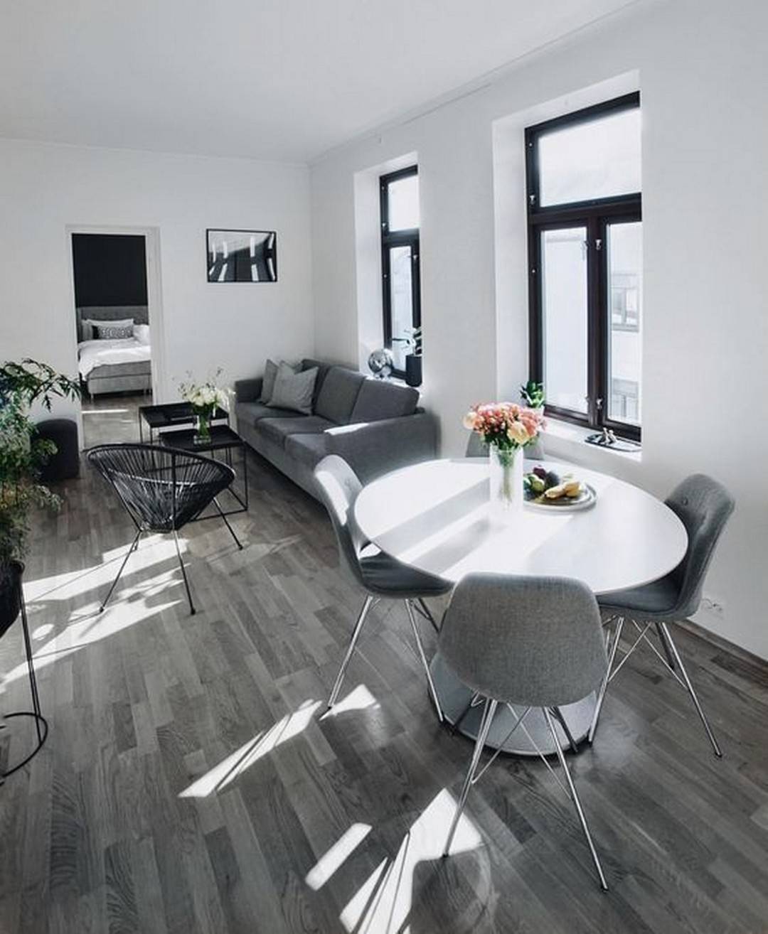 我要有钱也买横厅户型，沙发不靠墙，越看越高级！