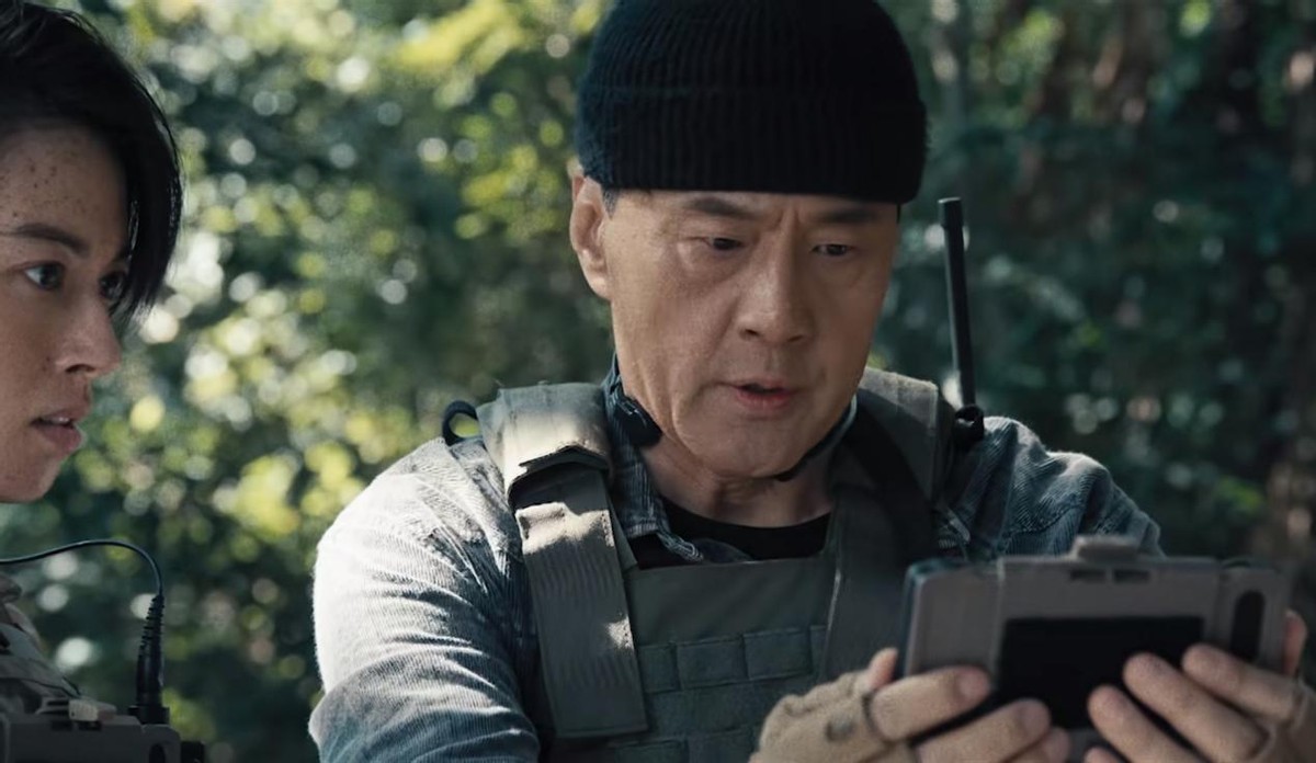 于荣光|才播一天,就成为榜单“王者”,终于有让我熬夜狂刷的国产片了