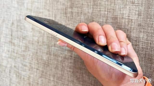一款充满设计感的智能手机,体验LG V60,摄像头和屏幕都是亮点