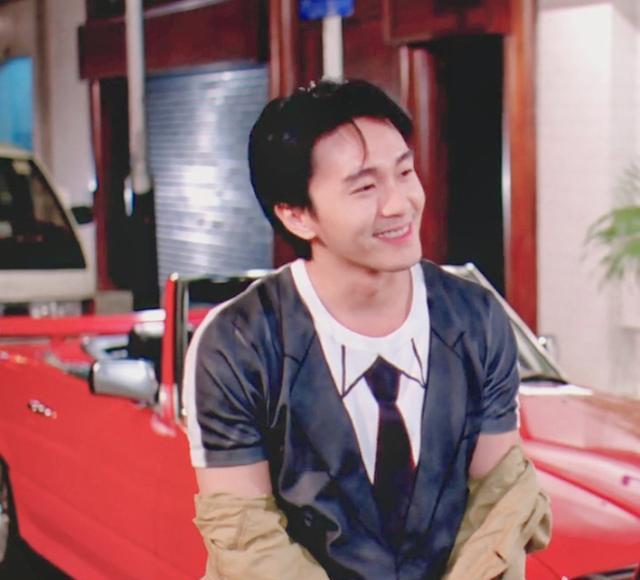 昆山|60岁周星驰公开露面,官宣招聘人才惹争议,网友反馈有好有坏