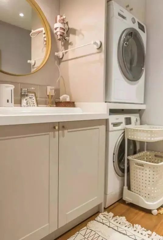 108平新房,头一次见阳台隔断这么装,卧室收纳更是一绝!