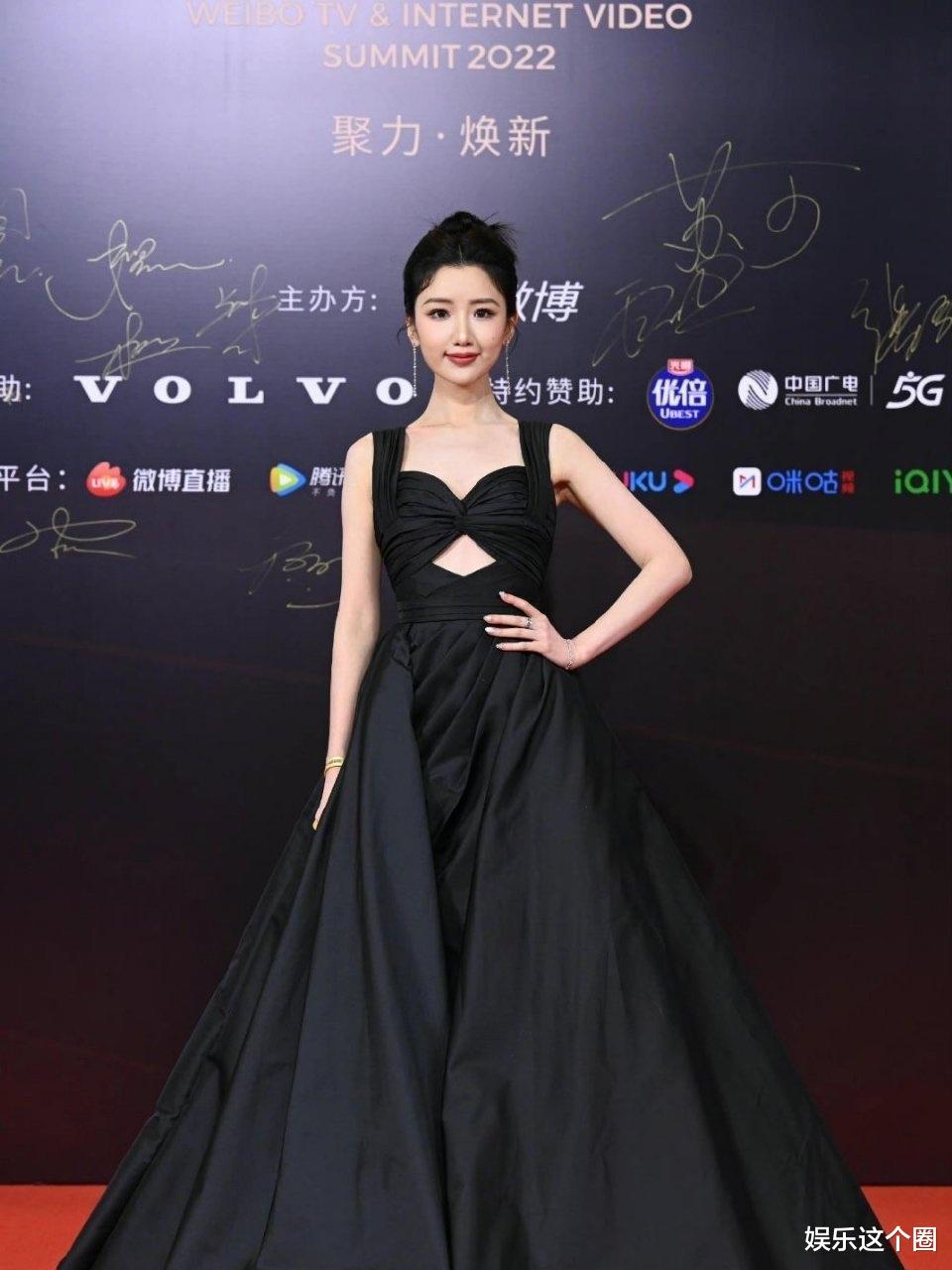 金晨|新一波女星无修生图！赵丽颖憔悴、金晨暴瘦、吴谨言像蜡笔小新