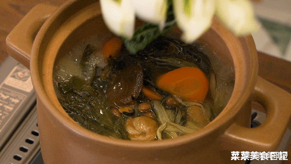 喉咙干到冒火,皮肤干到刺痛?这一碗清热润肺必须多吃!