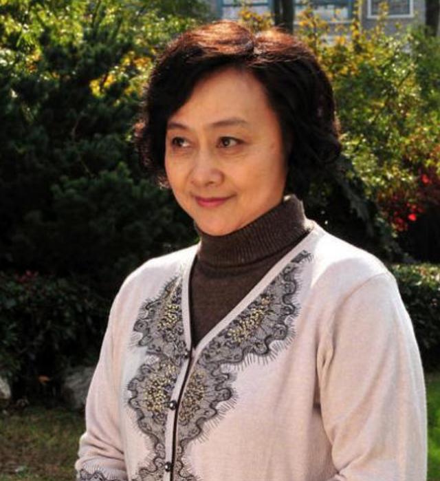 整容|整容老去和自然老去啥区别？4对同龄昔日绝色女星，或许能告诉你