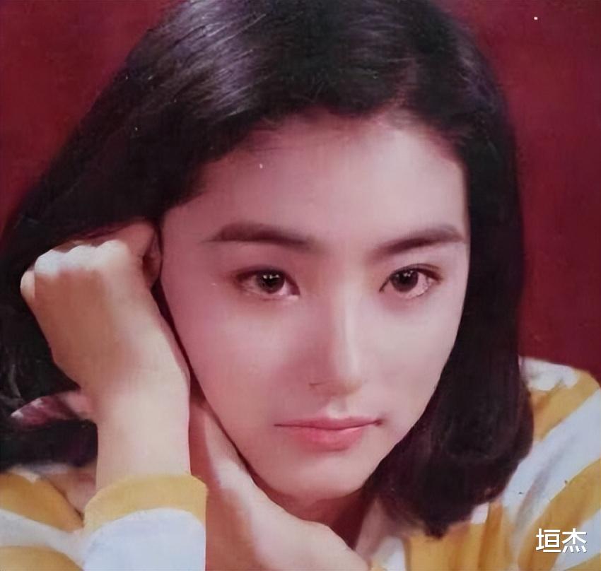 短发 能驾驭得了“短发”的女星，只服这10位，热巴等人就别硬上弓了