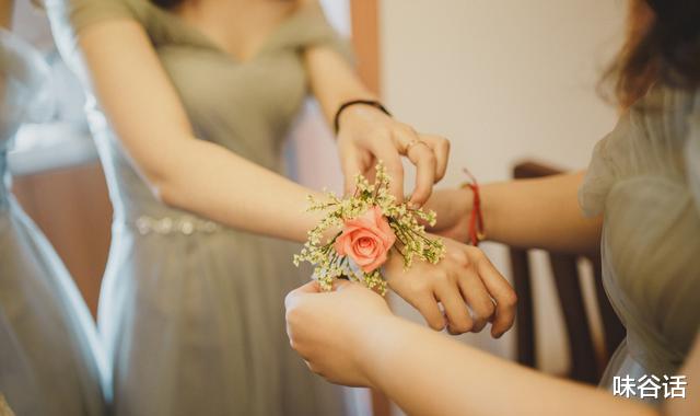 |本科毕业月薪上万，一个星期上两天班，这份工作只有三个要求