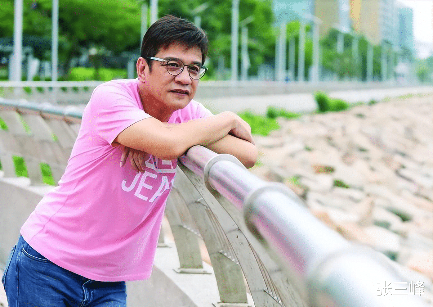 嘉玲|87岁香港著名女星去世!嫁富豪前曾生娃,死后隐瞒64年儿子终曝光