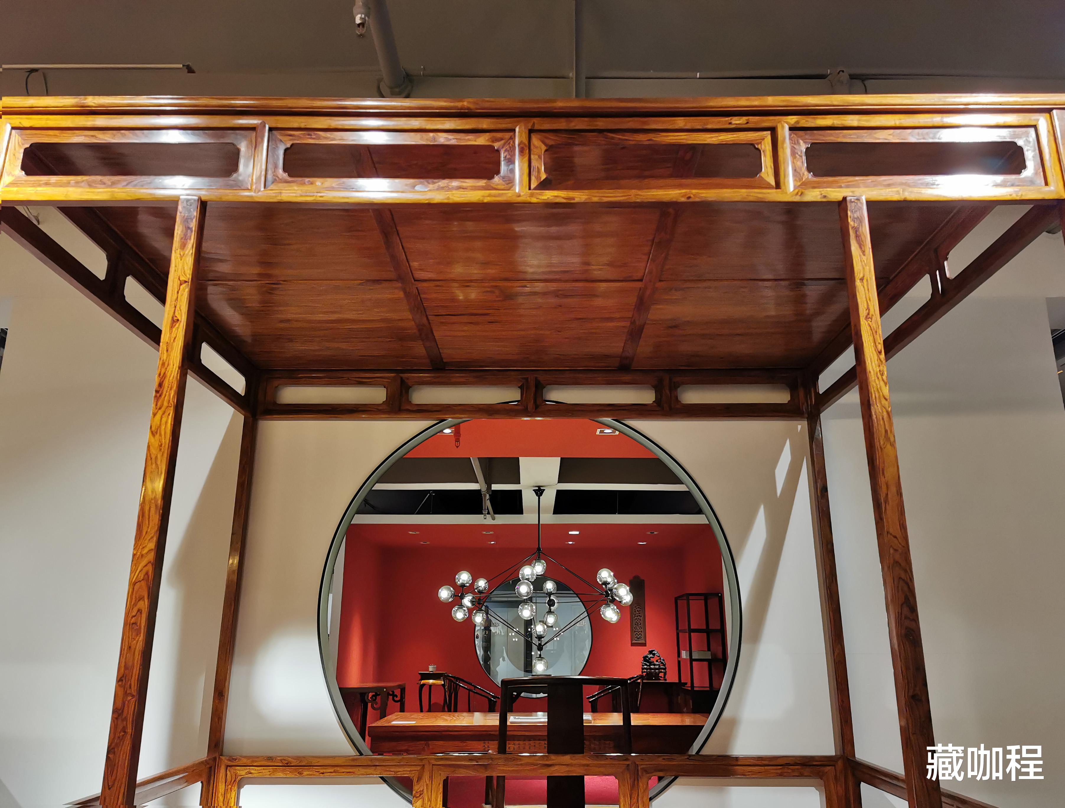 |六柱架子床207万，不及黄花梨老料新做的零头