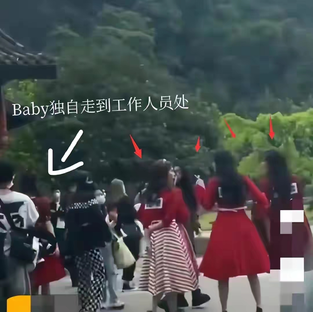 Angelababy|baby与黄晓明离婚后,无人理睬,只能与工作人员聊天缓解尴尬