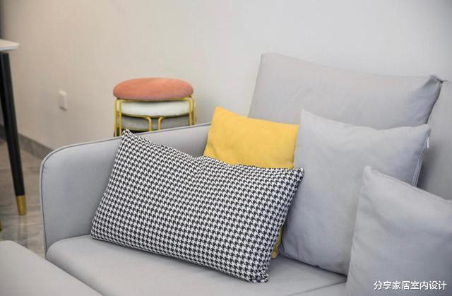 79平现代简约风格，三代同堂生活很幸福，软装全部网购便宜又好看