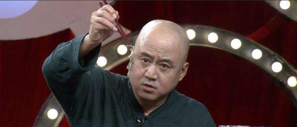 方清平|京城“酒痴”方清平,有多爱酒?为方便喝酒,干脆住在了小吃街